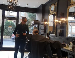 Seven Garçons Male grooming Salon 7