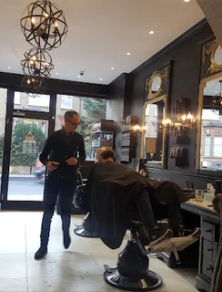 Photo Seven Garçons Male grooming Salon 7