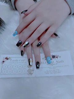 Photo Floral nails