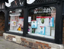 Inches Of Oxted - A Clarins Gold Beauty Salon - See Salon Spy Reviews