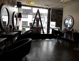 Renaissance Hair Lounge