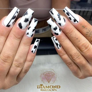 Photo Diamond Nails & Spa