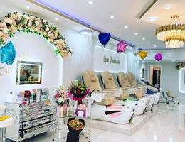 Royal Nails Spa Hudderfield