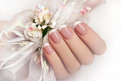 Photo Dashing Feather Nails & Beauty