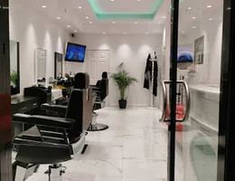 Dlux Beauty Empire Salon Hackney