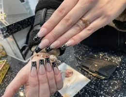 Elegant Nails Spa huntingdon