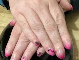 Emma’s Nails and Waxing haven