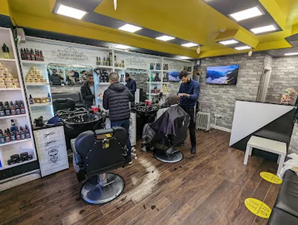 Photo Kurdish Family Barbers 2