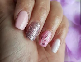 Vie Nail Studio