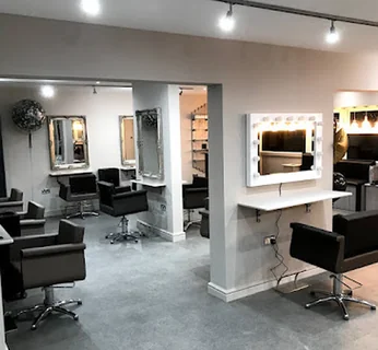 Photo House of Finesse Hair Salon Urmston