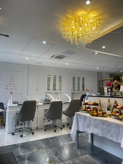 Photo D’lux Aesthetic Spa & Nails Maldon Beauty