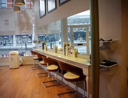 Centini Blowdry Bar