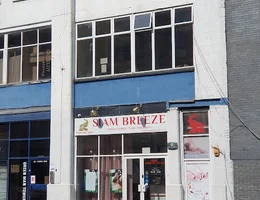 Siam Breeze Massage & Spa Ltd