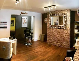 Hidden Gem Beauty Parlour