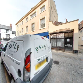 Photo Lad's 'N' Dad's Barbers