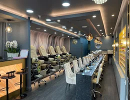 Grand Lux Nail Spa