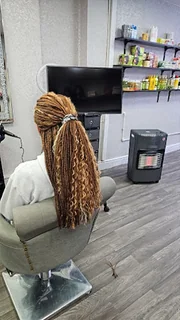 Photo Lush Braiding Salon Bolton