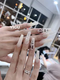 Photo YIOU Nail and Beauty Boutique