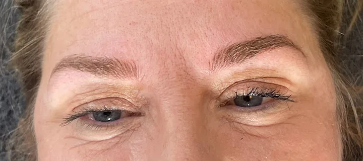 Photo Jennifer Bricknell Microblading