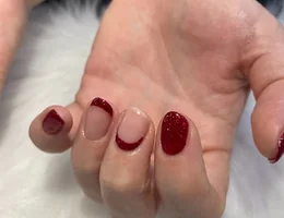 Lux Nails and Beauty