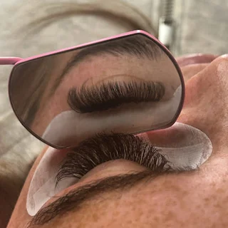 Photo On The Lash By Maria - Lash Extensions and Brows Shawlands