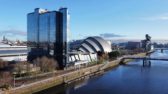 Photo Riverside Beauty Glasgow