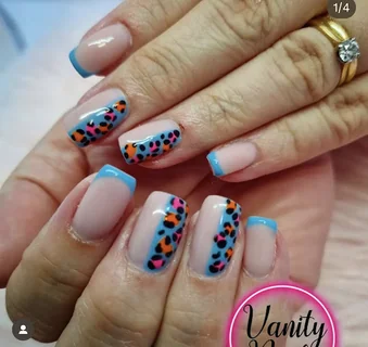 Photo Vanity Nails