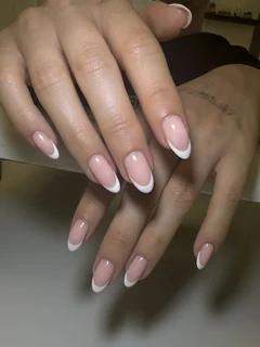 Photo Wavy Nails