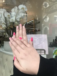 Photo Rich Nails Chiswick