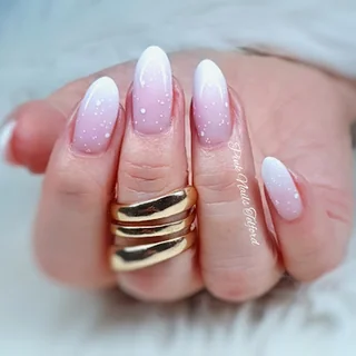 Photo Pink Nails Telford