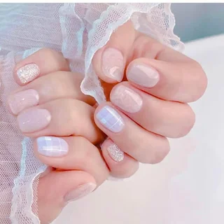 Photo Elegant Nails Spa