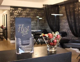 Flirt Lash & Brow Bar