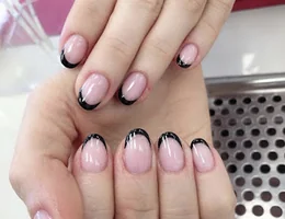 Helen’s Nails & Beauty