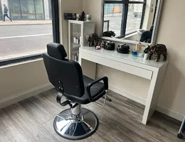 Nikee's Beauty Bar