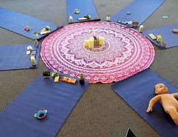 Seeds to Sunshine baby massage, yoga and dance