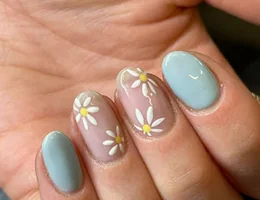 Lunula Nails and Beauty