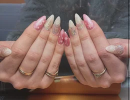 Hien's Nails & Lashes Bishop’s Stortford