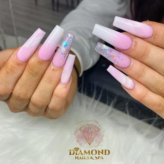 Photo Diamond Nails & Spa