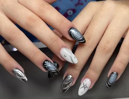 Top Nails & Beauty Salon