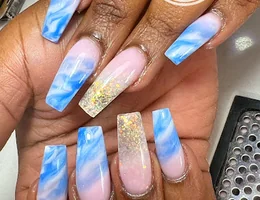 Lucy Nails T&Y