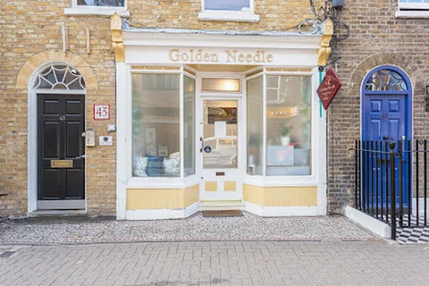 Photo Golden Needle