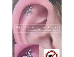 Piercings and fine jewellery by Amanda at Beauty with a Twist