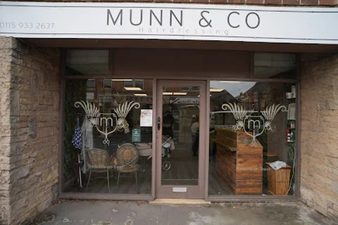 Photo M U N N & C O Hairdressing