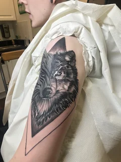 Photo Nevermore Tattoos