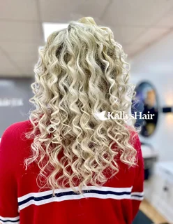 Photo Kallys Hair, East Kilbride