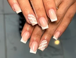 Luxury Nails & Spa