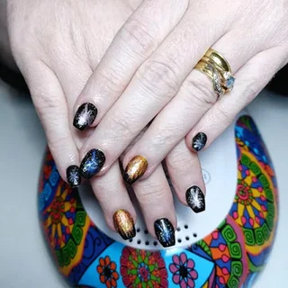 Photo Nails by Eleanor Thompson