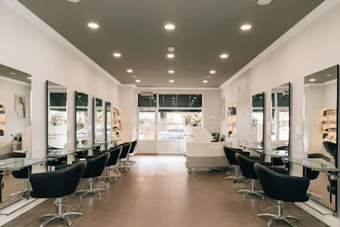 Photo Stephen Young Salon