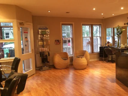 Photo 1a Gladstone Place - Hair & Beauty Salon