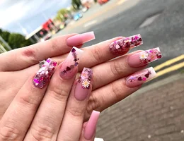 Top Nails American Style